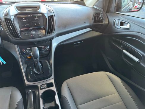Used 2015 Ford Escape SE w/ Equipment Group 201A image 11