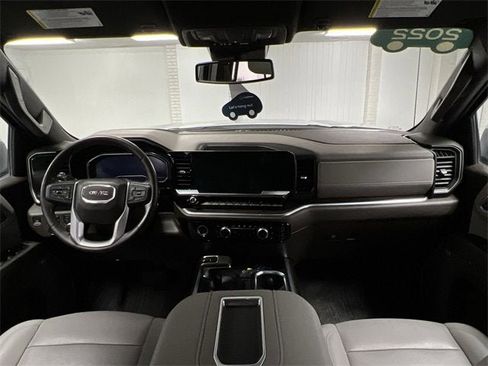 Certified 2022 GMC Sierra 1500 SLT w/ SLT Convenience Package image 20