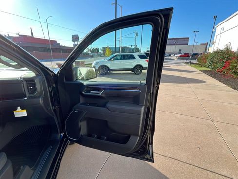 New 2026 GMC Sierra 1500 Elevation w/ Preferred Package image 41