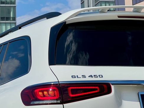 Certified 2023 Mercedes-Benz GLS 450 4MATIC image 11