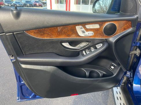 Used 2018 Mercedes-Benz GLC 300 4MATIC image 24