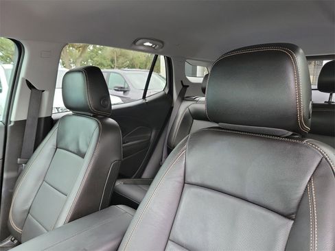 Used 2018 GMC Terrain SLT w/ LPO, Cargo Package image 26