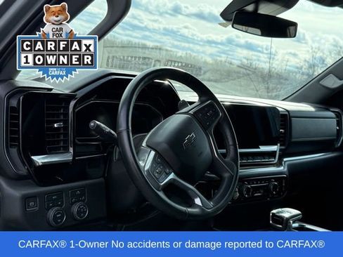 Used 2023 Chevrolet Silverado 1500 RST image 2