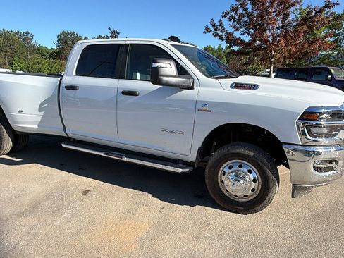 New 2026 RAM 3500 Big Horn AWD/4WD image 5