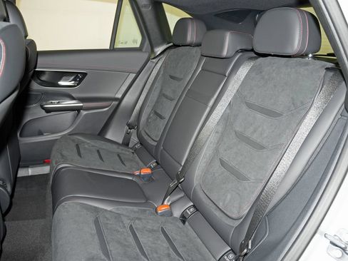 Certified 2026 Mercedes-Benz GLC 43 AMG 4MATIC image 28