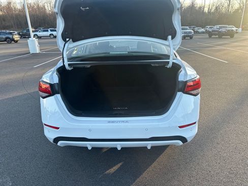 Used 2025 Nissan Sentra SV image 11