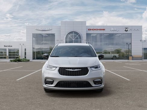 New 2026 Chrysler Pacifica Select FWD image 7