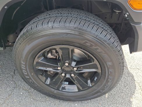Used 2022 Jeep Wrangler Unlimited Sport AWD/4WD image 9