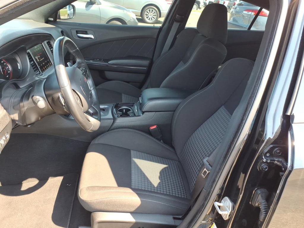 Used 2023 Dodge Charger R/T w/ Blacktop Package RWD image 10