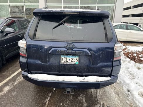 Used 2023 Toyota 4Runner SR5 Premium image 3