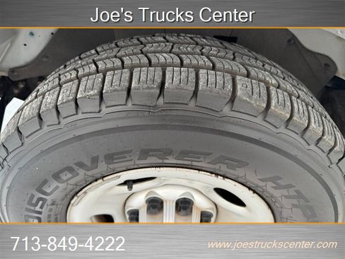 Used 2018 Chevrolet Express 3500 w/ Power Convenience Package image 44