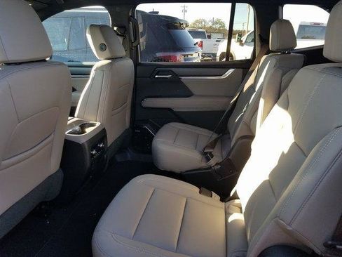 New 2026 GMC Acadia Elevation w/ Elevation Premium Package image 10