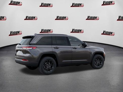 New 2026 Jeep Grand Cherokee Altitude AWD/4WD image 4
