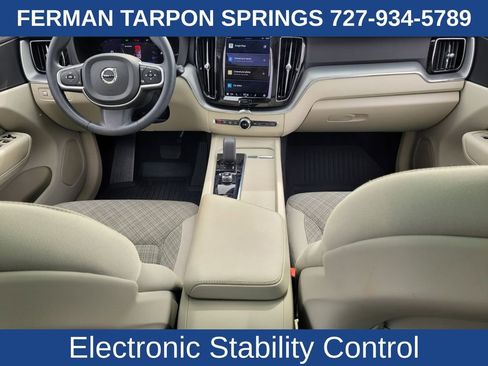 Certified 2022 Volvo XC60 T8 Inscription Expression image 17