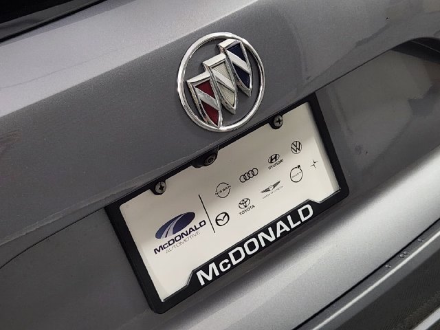 Used 2022 Buick Envision Avenir w/ Technology Package II AWD/4WD image 9