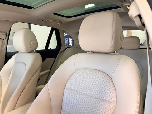 Used 2017 Mercedes-Benz GLC 300 image 19