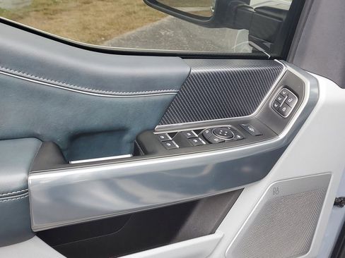 Used 2024 Ford F350 Limited w/ FX4 Off-Road Package image 23