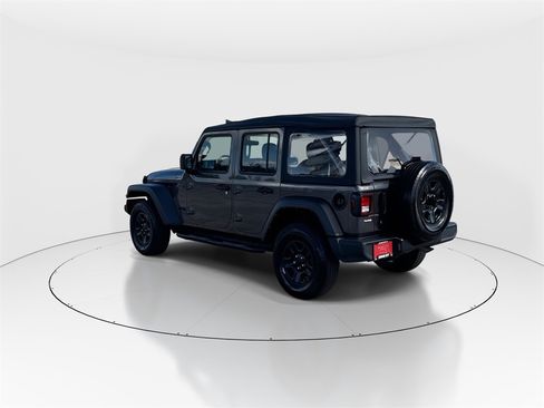 Used 2022 Jeep Wrangler Unlimited Sport image 6