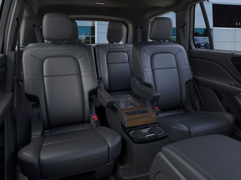 New 2026 Lincoln Aviator Reserve image 11