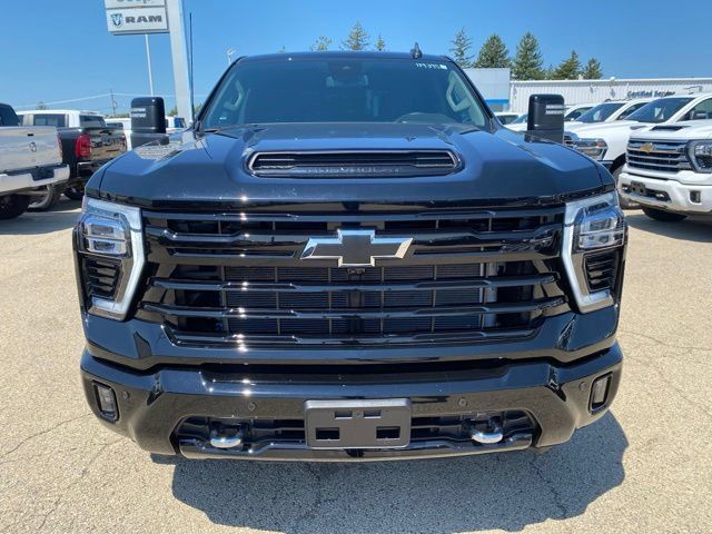 Used 2026 Chevrolet Silverado 2500 LT w/ Trail Boss Package AWD/4WD image 9
