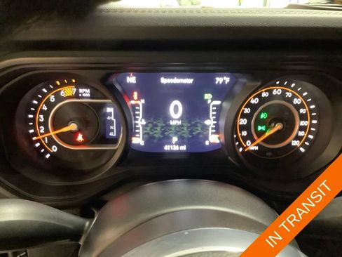 Used 2024 Jeep Wrangler Unlimited Sahara w/ Technology Group AWD/4WD image 32