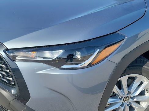 New 2025 Toyota Corolla Cross LE FWD image 39