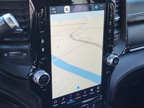 Used 2022 RAM 3500 Limited image 14