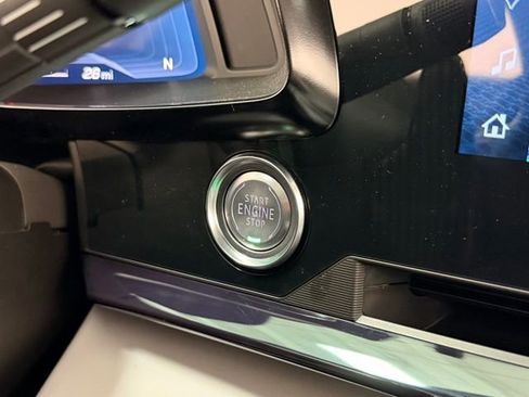 Used 2025 Chevrolet Corvette Z06 image 19