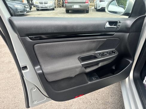 Used 2012 Volkswagen Jetta S FWD image 15
