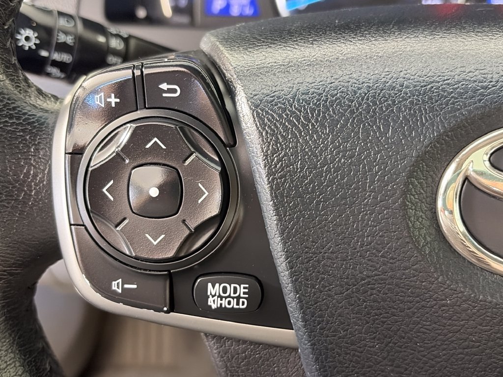 Used 2013 Toyota Camry XLE w/ Convenience Pkg FWD image 17