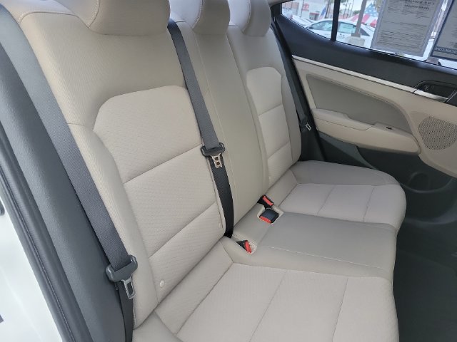 Used 2020 Hyundai Elantra SEL FWD image 24