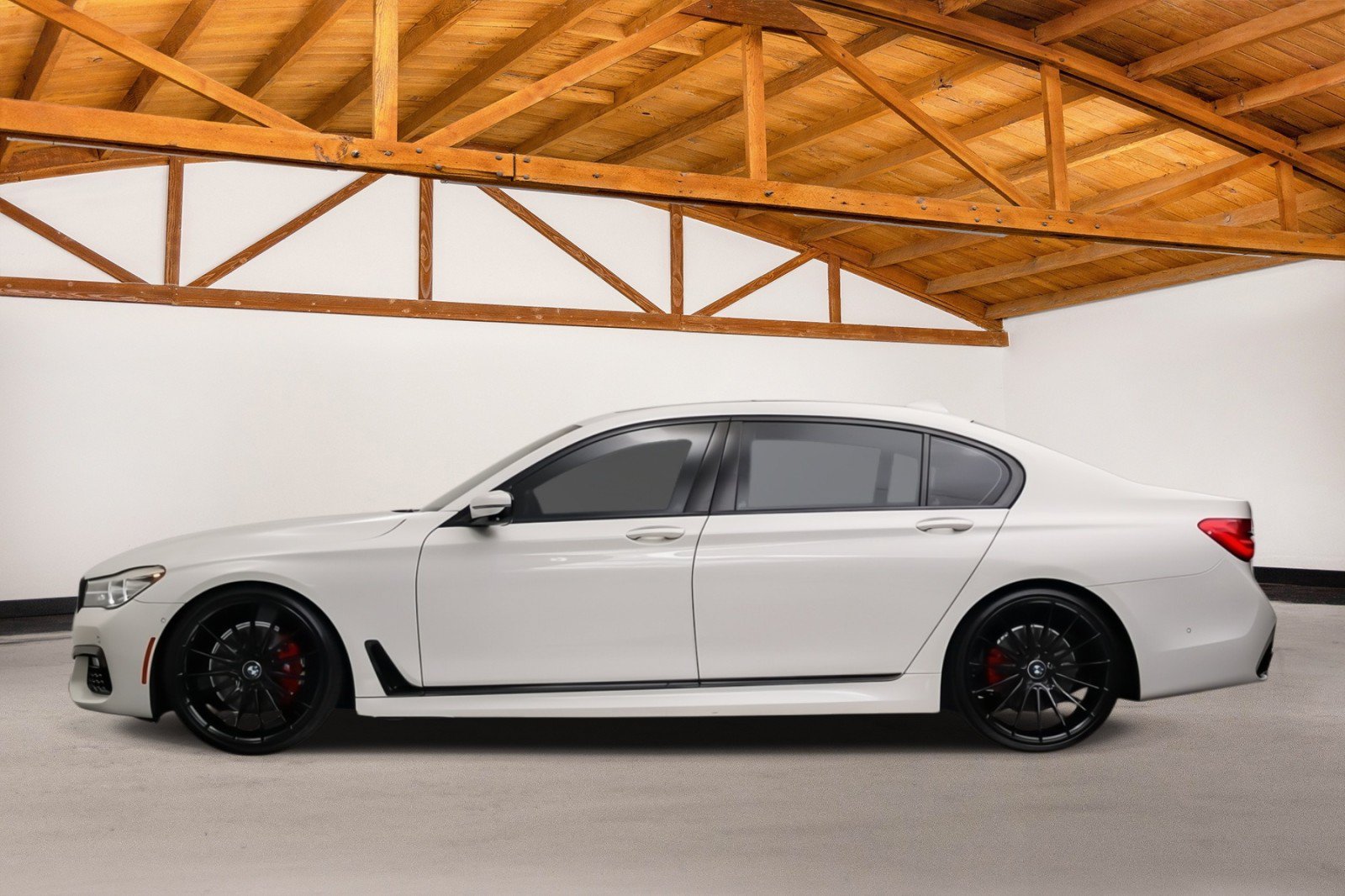 Used 2017 BMW 740i RWD image 2