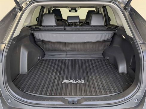 Used 2024 Toyota RAV4 XLE Premium FWD image 10