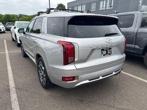 Used 2022 Hyundai Palisade Calligraphy w/ Winter Package FWD image 12