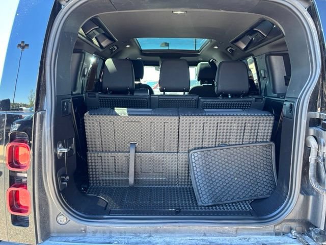 Used 2025 Land Rover Defender 110 S AWD/4WD image 19