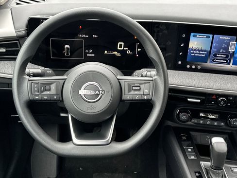 New 2026 Nissan Kicks SV image 14