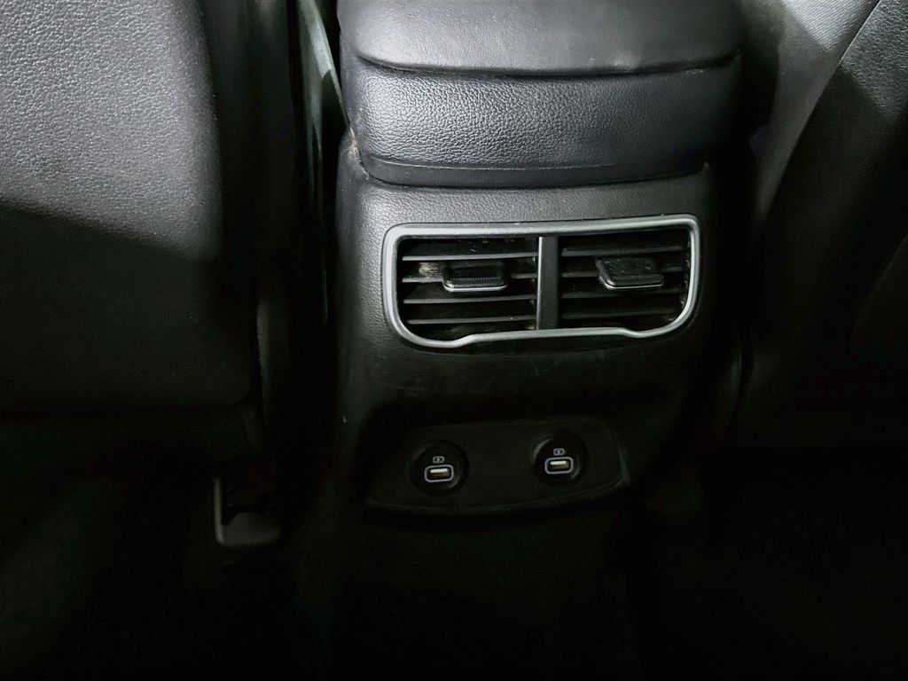 Certified 2023 Hyundai Santa Fe SEL w/ Winter Weather Package AWD/4WD image 29