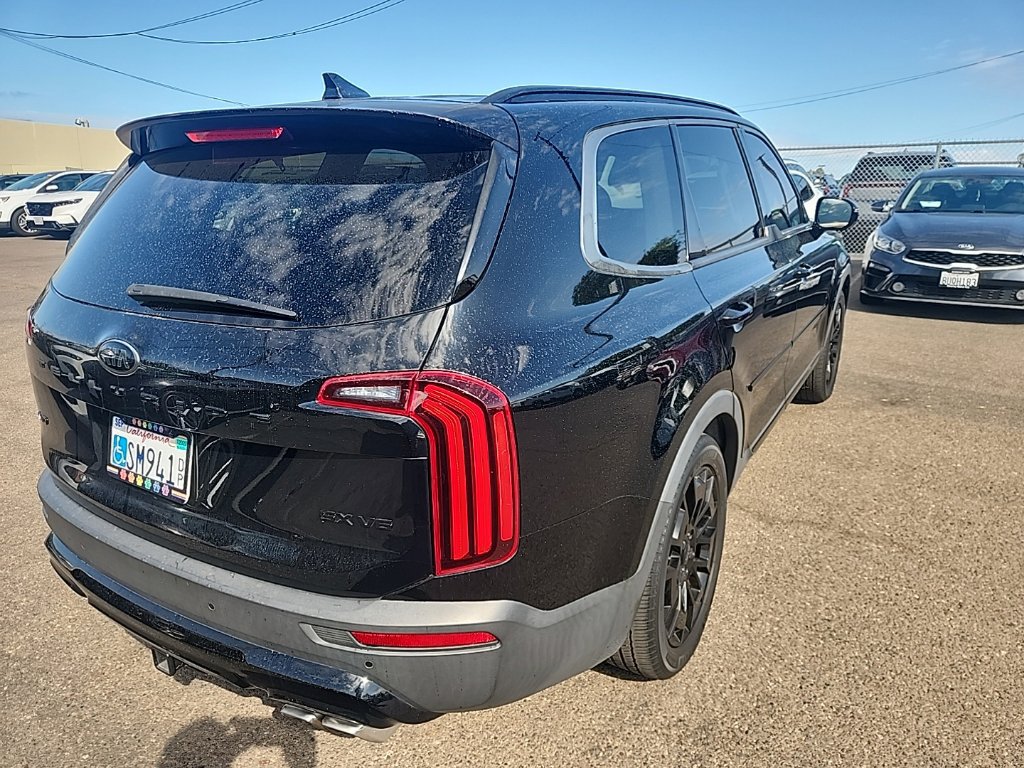 Certified 2021 Kia Telluride SX w/ Nightfall Edition Package AWD/4WD image 13