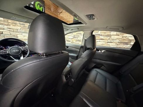 Used 2021 Kia Forte EX FWD image 30