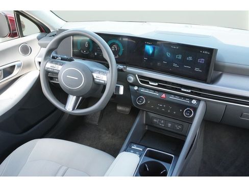 Used 2025 Hyundai Sonata SEL FWD image 26