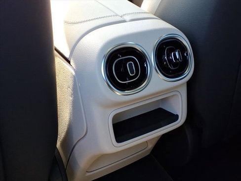 New 2026 Mercedes-Benz GLC 300 GLC 300 image 19