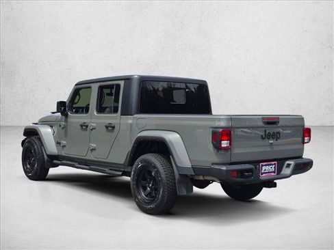 Used 2023 Jeep Gladiator Sport AWD/4WD image 8