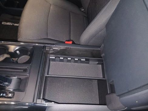 Certified 2022 Ford F150 XLT w/ Equipment Group 302A High image 44