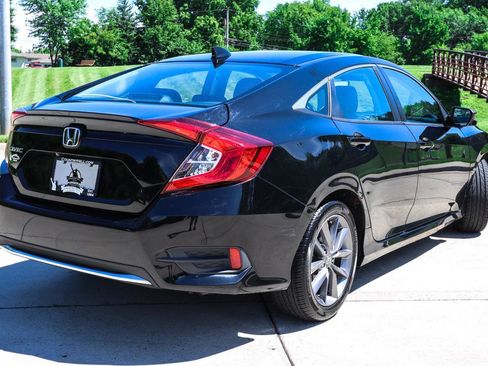 Used 2019 Honda Civic EX-L image 18