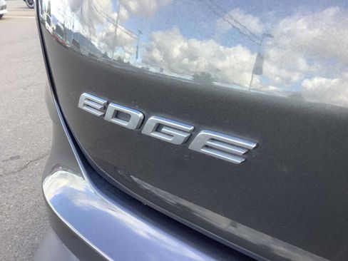 Used 2020 Ford Edge SEL AWD/4WD image 6