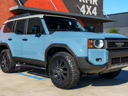 Used 2024 Toyota Land Cruiser image 3