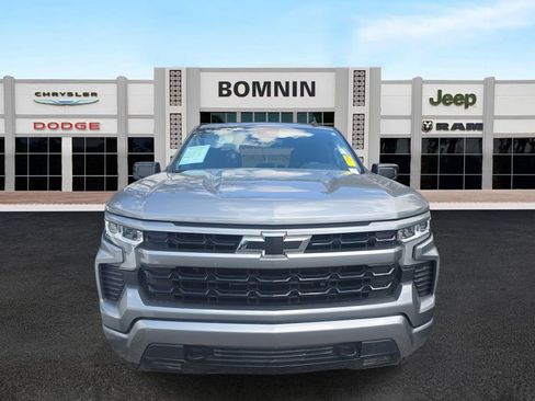 Used 2024 Chevrolet Silverado 1500 RST image 2