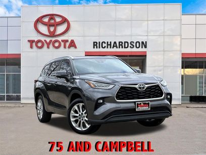 Used 2023 Toyota Highlander Limited