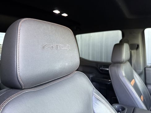 Used 2021 GMC Sierra 1500 AT4 image 40