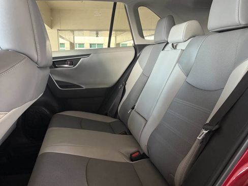 Used 2023 Toyota RAV4 Limited image 16